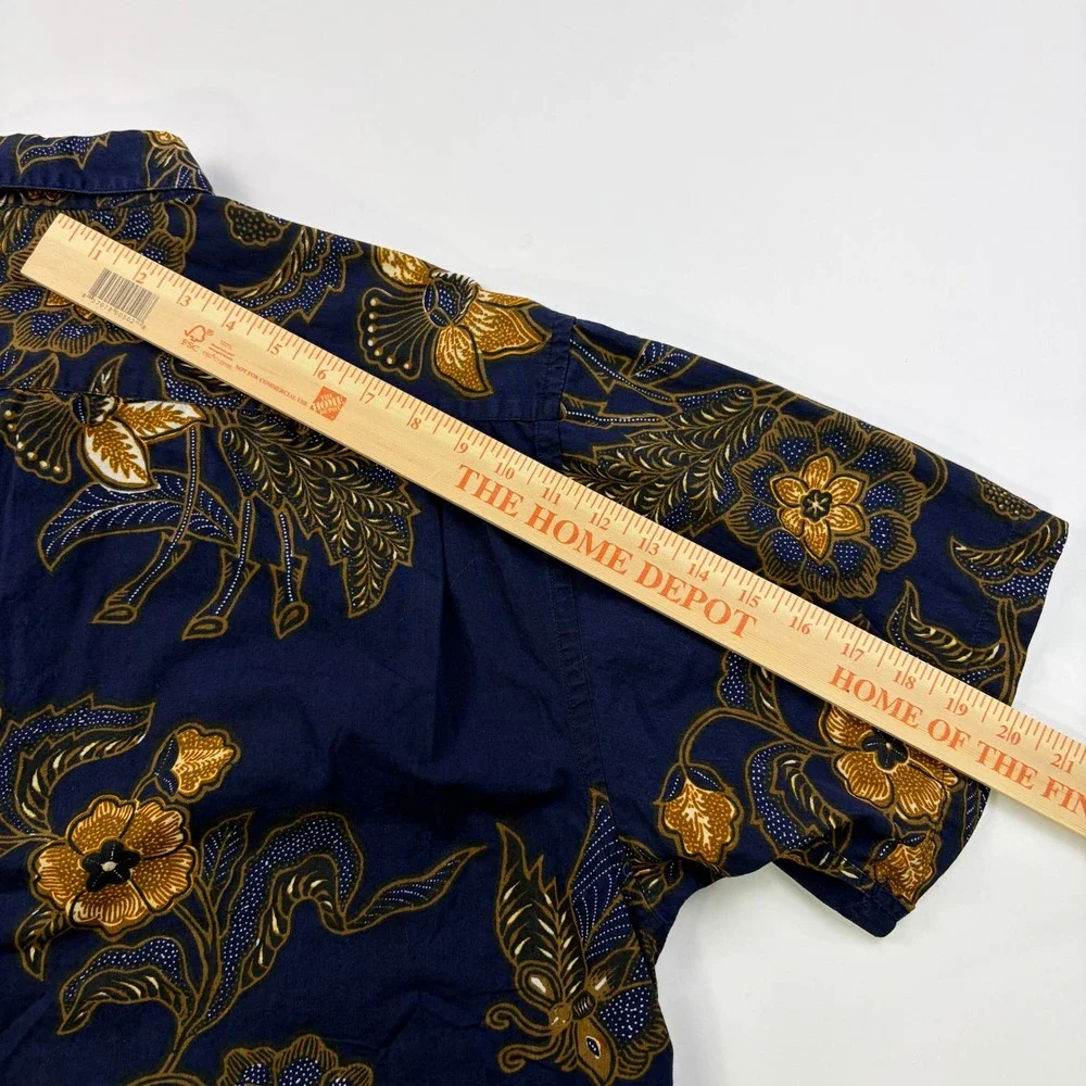 Banana Republic vintage banana